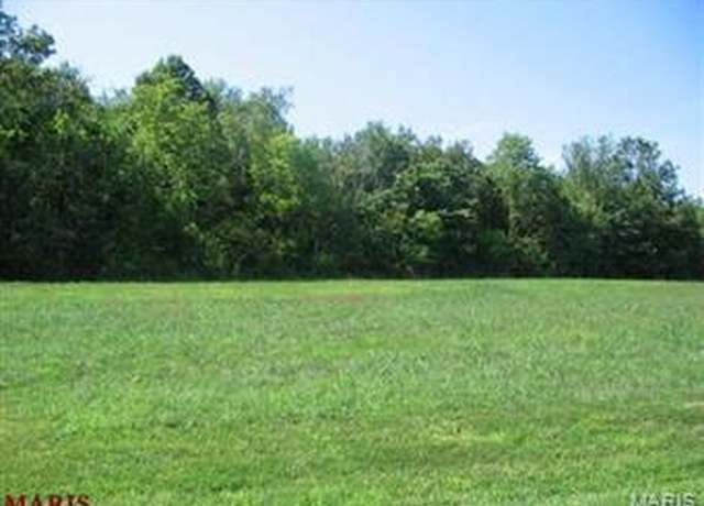 Property at 121 Red Barn Ln, Defiance, MO 63341