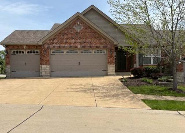 Property at 2 Aspen Ct, Festus, MO 63028, 3 beds, 3 baths