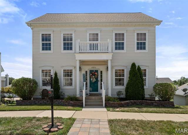 Property at 17211 Windsor Crest Blvd, Wildwood, MO 63038, 4 beds, 3.5 baths