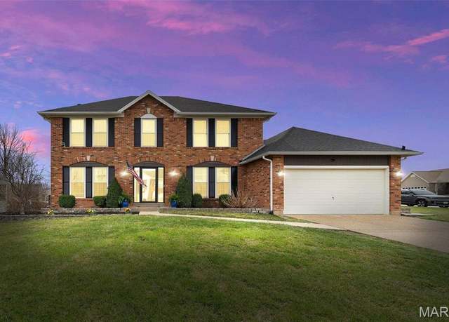 Property at 1927 Wales Dr, O'fallon, MO 63366, 5 beds, 3.5 baths