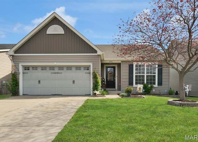 Property at 3172 Calhoun Dr, St Charles, MO 63301, 4 beds, 2 baths