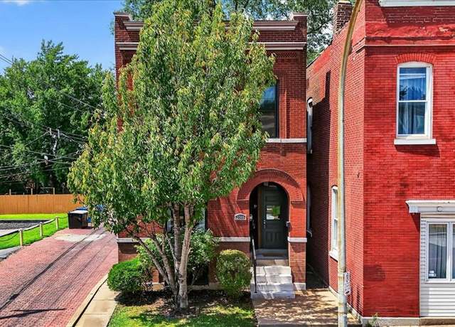Property at 3345 Pennsylvania Ave, Saint Louis, MO 63118, 2 beds, 2 baths