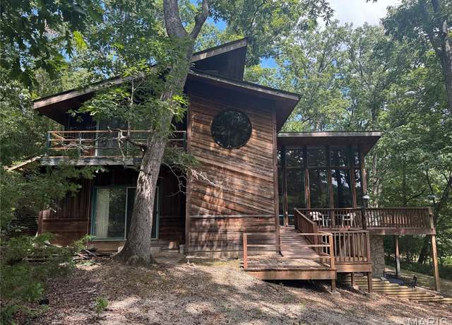 Property at 210 Foxboro Rd, Gerald, MO 63037, 3 beds, 3 baths
