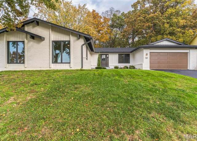 Property at 11 Forrester Dr, Manchester, MO 63011, 4 beds, 2 baths