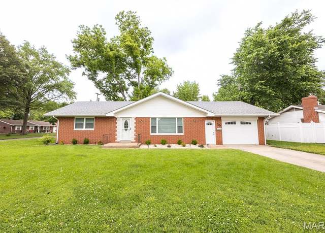 Property at 417 Poplar, Mascoutah, IL 62258, 2 beds, 1 bath