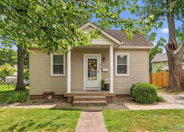 Property at 514 Jefferson Rd, Edwardsville, IL 62025, 2 beds, 1 bath