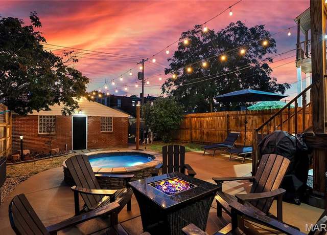Property at 3434 Humphrey St, St Louis, MO 63118, 4 beds, 3 baths
