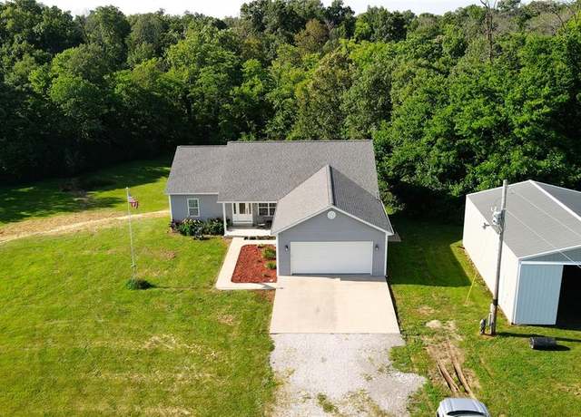 Property at 9339 Prairie Ridge Rd, Walsh, IL 62297, 3 beds, 2 baths