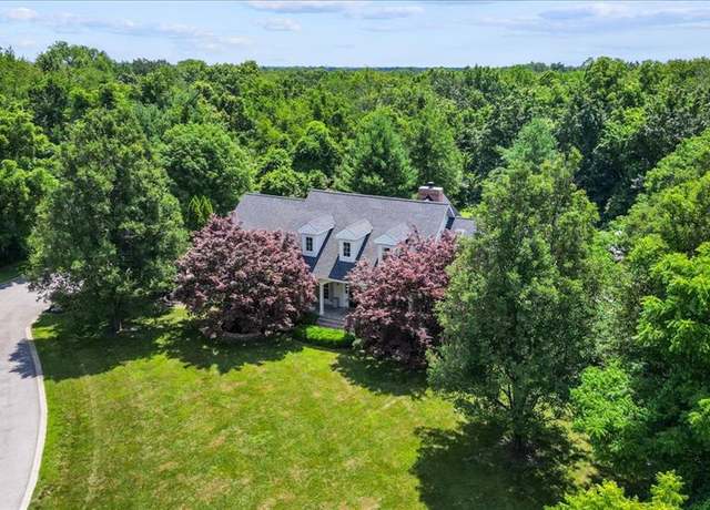Property at 233 Forest Ct, Edwardsville, IL 62025, 5 beds, 4 baths
