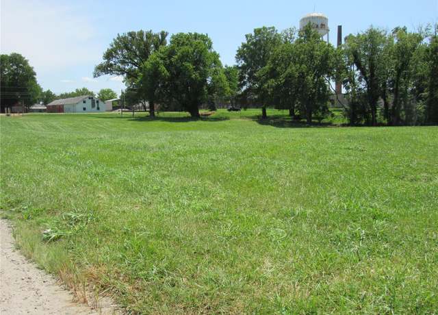 Property at 4519 Alton Commerce Pkwy, Alton, IL 62002