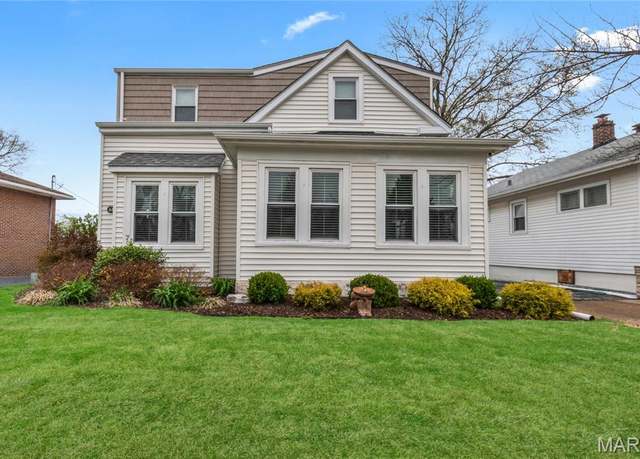 Property at 6621 Marquette Ave, St Louis, MO 63139, 4 beds, 3 baths