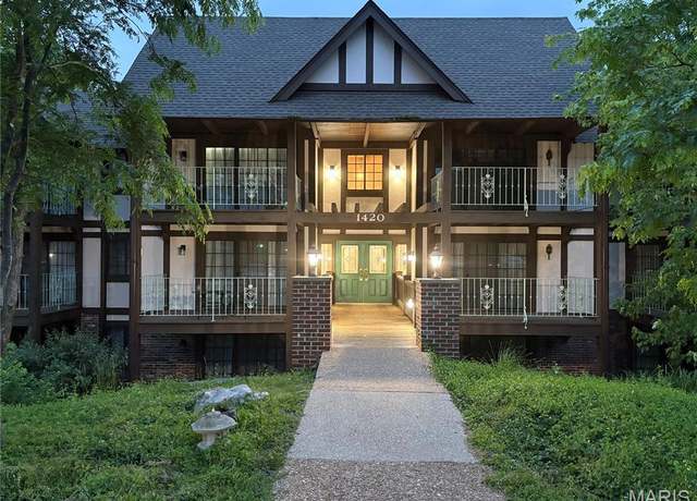 Property at 1420 Heritage Lndg #107, St Charles, MO 63303, 2 beds, 2 baths