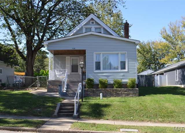 Property at 409 Jefferson Ave, Crystal City, MO 63019, 4 beds, 1.5 baths