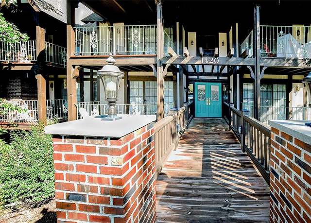 Property at 1420 Heritage Landing #303, St Charles, MO 63303, 2 beds, 2 baths