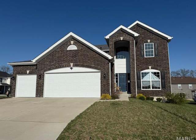 Property at 388 Juanita Mckee Dr, Ballwin, MO 63011, 4 beds, 2.5 baths