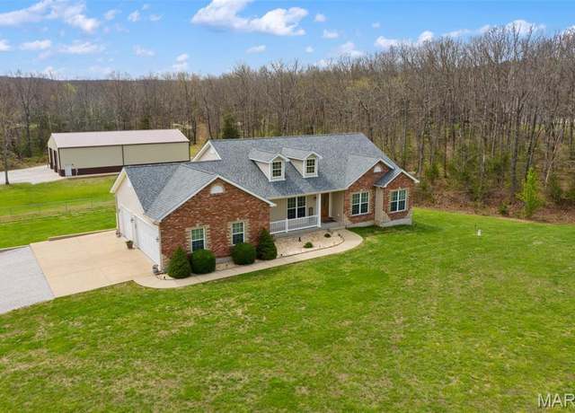Property at 10040 Meadowbrook Ct, Mineral Point, MO 63660, 3 beds, 3 baths