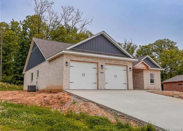 Property at 1905 Wheelwright Dr, Cape Girardeau, MO 63701, 3 beds, 2 baths
