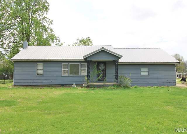 Property at 476 D St, Qulin, MO 63961, 3 beds, 2 baths