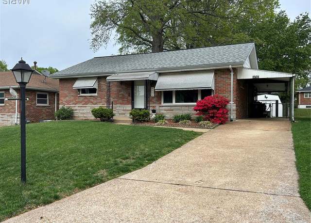 Property at 8306 Maylor Dr, St Louis, MO 63123, 2 beds, 1.5 baths