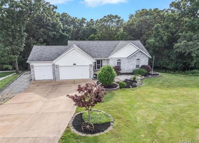 Property at 3001 Peach Blossom Ct, High Ridge, MO 63049, 4 beds, 3 baths