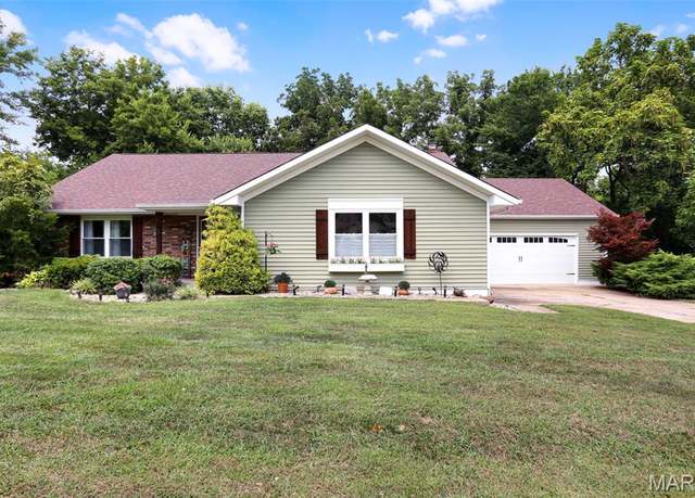 Property at 43 Durham Dr, Washington, MO 63090, 4 beds, 2 baths
