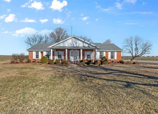 Property at 1622 State Highway H, Matthews, MO 63867, 3 beds, 2 baths