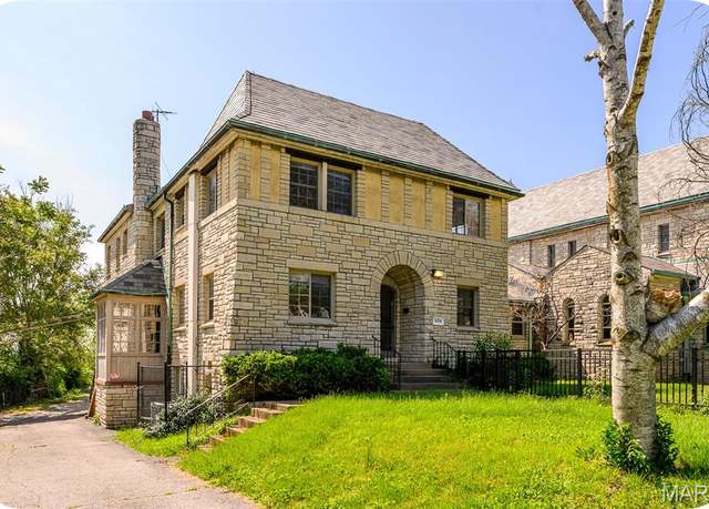 Property at 6304 Minnesota Ave, St Louis, MO 63111, 5 beds, 4 baths