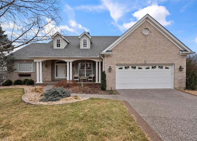 Property at 480 Ascot Manor Ct, Fenton, MO 63026, 4 beds, 3.5 baths