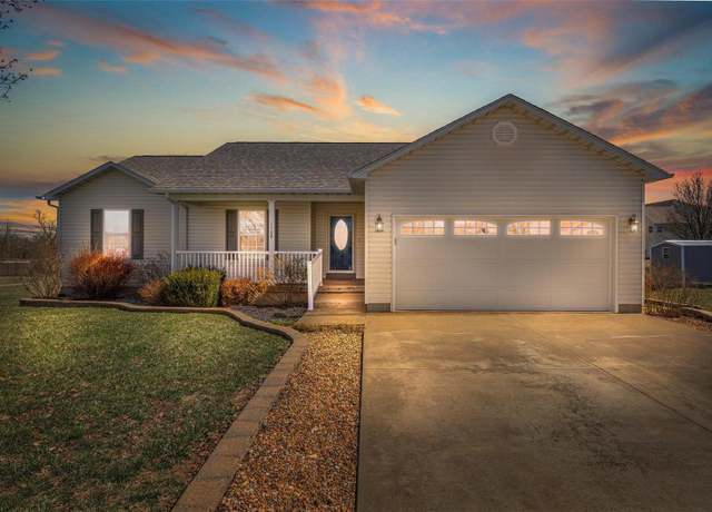 Property at 1508 Fox Den, Farmington, MO 63640, 3 beds, 3 baths