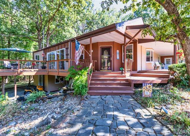 Property at 8132 Chapel Ln, Hillsboro, MO 63050, 4 beds, 2 baths