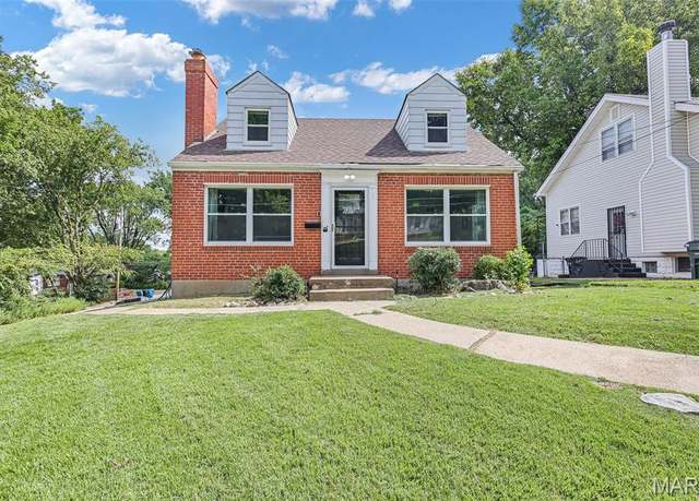 Property at 2429 Mary Ave, Jennings, MO 63136, 2 beds, 2.5 baths