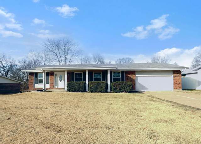 Property at 11921 Cato Dr, Florissant, MO 63033, 4 beds, 2 baths