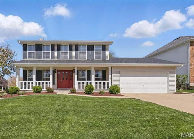 Property at 18 Hazeltine Ct, St Charles, MO 63303, 4 beds, 3.5 baths