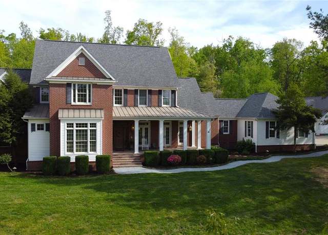 Property at 262 Woodland Hill Rd, Poplar Bluff, MO 63901, 7 beds, 6 baths