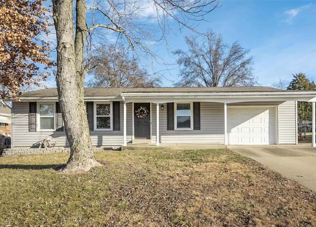 Property at 1904 Pebble Brook Dr, O'fallon, MO 63366, 3 beds, 1.5 baths