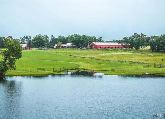 Property at 14225 S Hwy 68, St James, MO 65559, 3 beds, 2 baths
