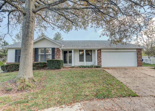 Property at 2658 Brickmore Ct, St Louis, MO 63129, 4 beds, 2 baths