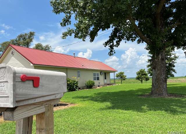 Property at 31934 County Road 339, Clarkton, MO 63837, 2 beds, 2 baths