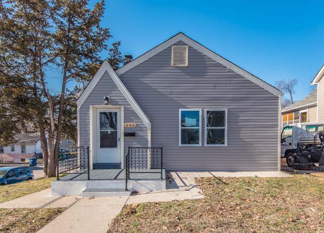 Property at 600 Horn Ave, St Louis, MO 63125, 3 beds, 2 baths