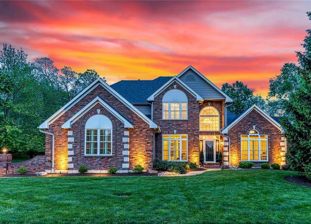 Property at 663 Clifden Dr, Weldon Spring, MO 63304, 5 beds, 4.5 baths