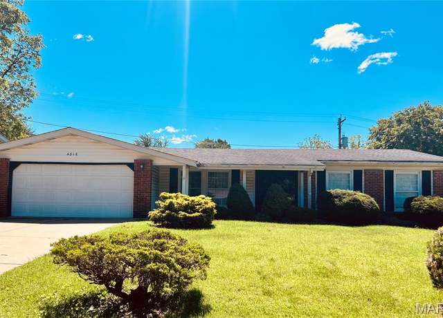 Property at 4816 Morestead Dr, St Louis, MO 63128, 3 beds, 2 baths