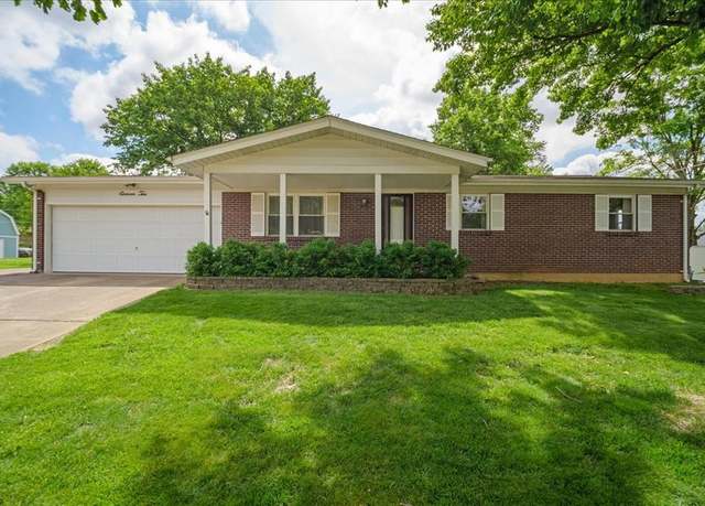 Property at 1110 Grand Prix Dr, MO 63303, 3 beds, 2 baths