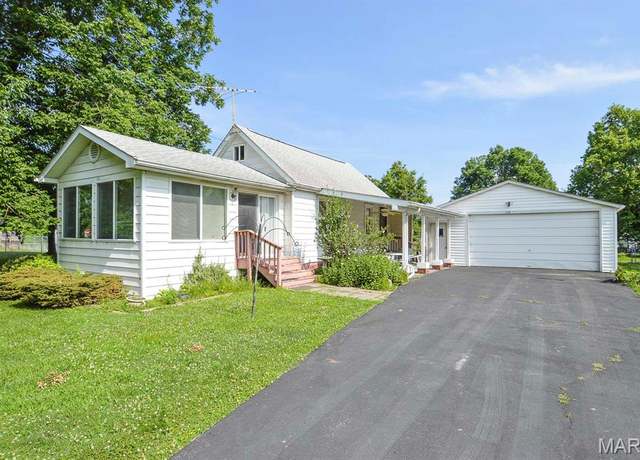 Property at 115 Sterling, Moro, IL 62067, 3 beds, 1 bath