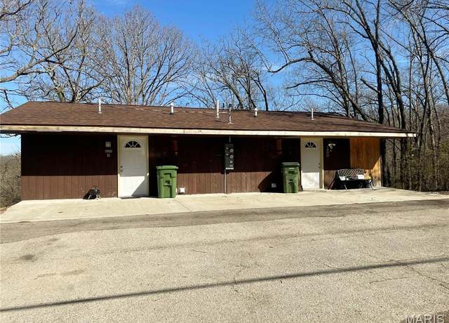 Property at 1900 White Columns Dr Unit A & B, Rolla, MO 65401, 3 beds, 3 baths