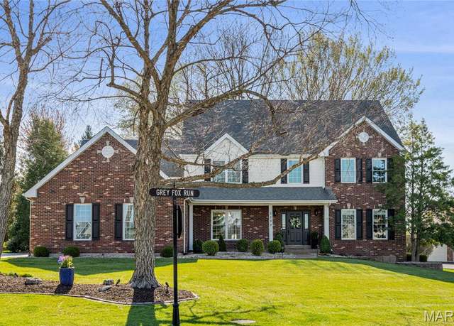 Property at 1155 Whitmoor Dr, Weldon Spring, MO 63304, 4 beds, 4.5 baths