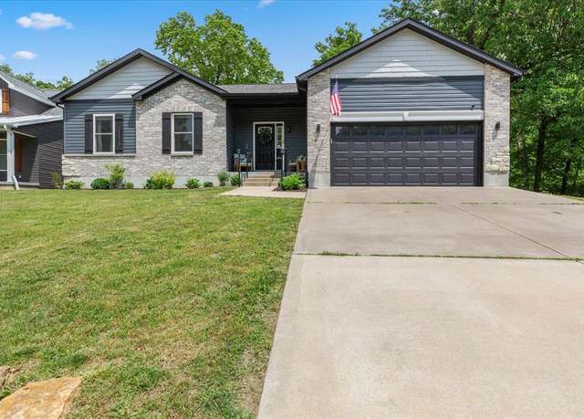 Property at 412 Timber Dr, Warrenton, MO 63383, 4 beds, 2 baths