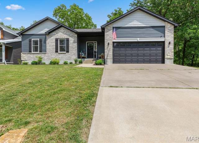 Property at 412 Timber Dr, Warrenton, MO 63383, 4 beds, 2 baths