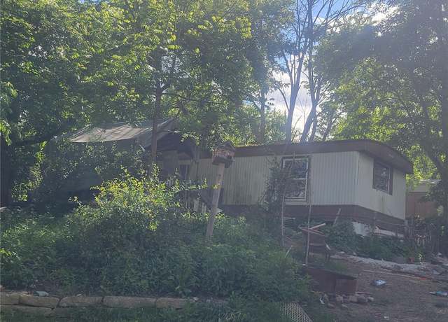 Property at 562 Court Dorothy Ln, Villa Ridge, MO 63089, 2 beds, 1 bath