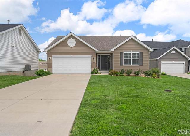 Property at 4815 Valley Meadows Ct, Imperial, MO 63052, 3 beds, 2 baths