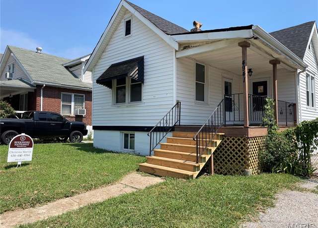 Property at 4947 Rosalie St, St Louis, MO 63115, 2 beds, 1 bath